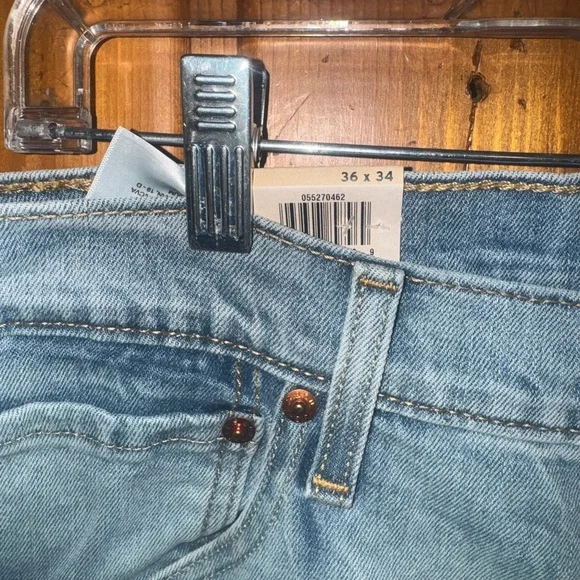 Levi's Men's Faded Blue Bootcut Jeans - Picture 2 of 3